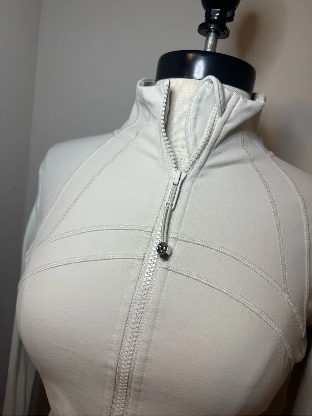 lululemon athletica streamlined white